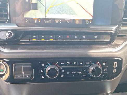 Used 2025 Chevrolet Silverado 1500 LTZ w/ LTZ Premium Package image 44