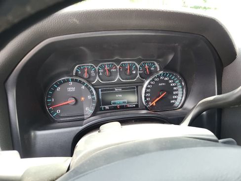 Used 2015 Chevrolet Silverado 1500 LT AWD/4WD image 9