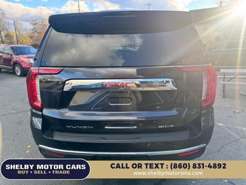 Used 2023 GMC Yukon SLT image 6