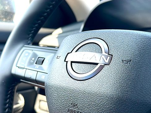 New 2026 Nissan Rogue SV FWD image 18