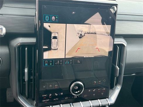 New 2026 GMC Acadia AT4 w/ Luxury Package image 9