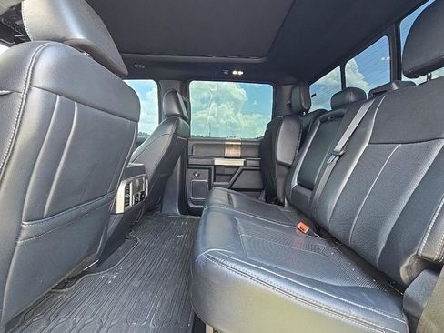 Used 2022 Ford F350 Lariat w/ Black Appearance Package AWD/4WD image 12