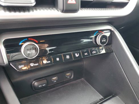 Used 2023 Kia K5 GT-Line image 31