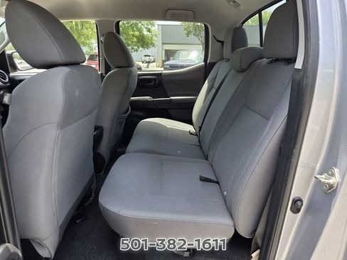 Used 2018 Toyota Tacoma SR5 RWD image 10