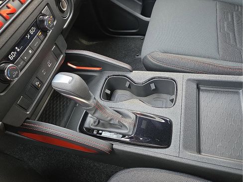 New 2025 Nissan Frontier PRO-4X image 25