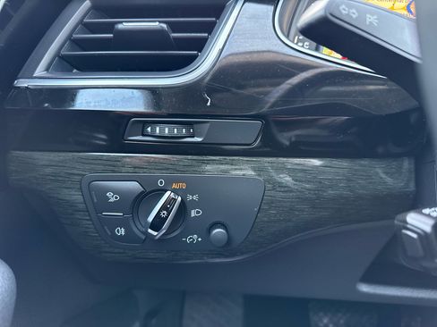 Used 2018 Audi Q7 3.0T Premium Plus image 55