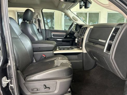 Used 2017 RAM 1500 Laramie AWD/4WD image 17