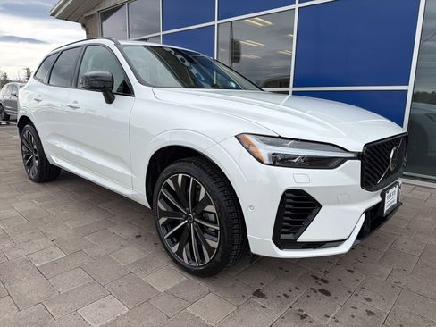 New 2026 Volvo XC60 T8 Ultra w/ Climate Package PRO image 2