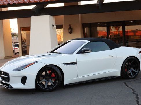Used 2018 Jaguar F-TYPE Convertible image 68