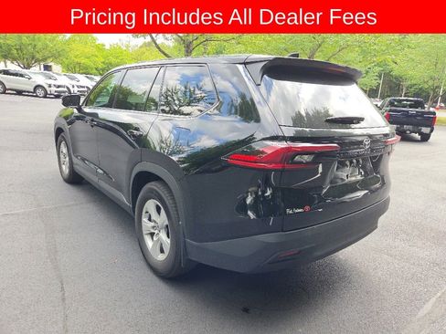 Certified 2025 Toyota Grand Highlander FWD image 9