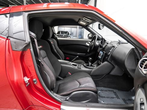 Used 2013 Nissan 370Z NISMO w/ Bose Pkg image 38