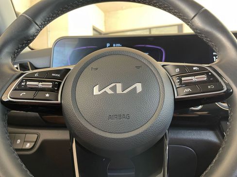 Used 2025 Kia Seltos S image 29