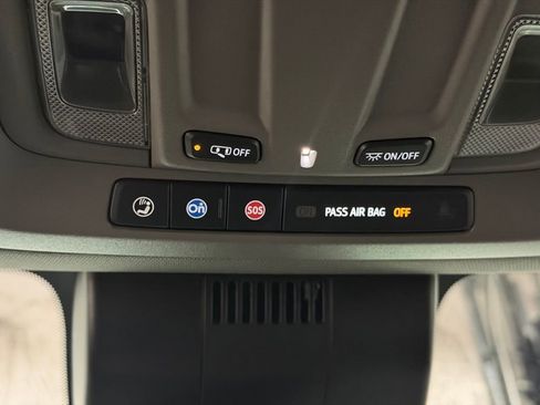 Used 2023 Chevrolet Silverado 1500 RST w/ Redline Edition image 35