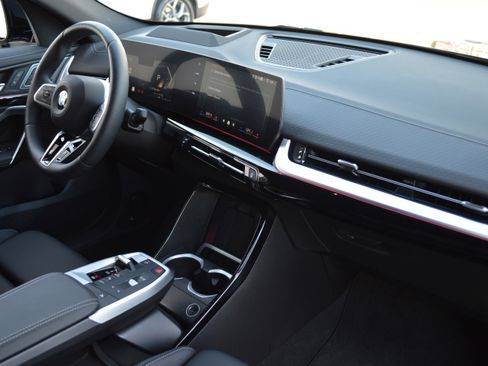 Used 2026 BMW X2 xDrive28i w/ Technology Package image 38