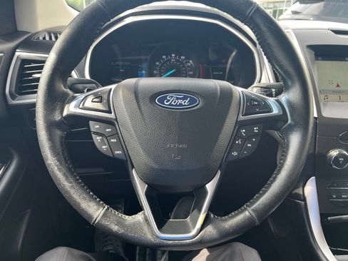 Used 2018 Ford Edge SEL w/ Equipment Group 201A AWD/4WD image 19