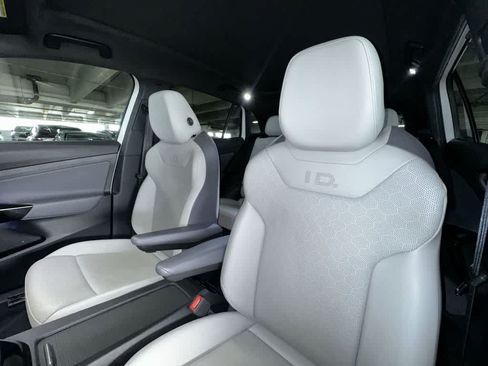 Used 2022 Volkswagen ID.4 Pro S RWD image 14