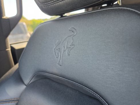 Used 2024 Ford Bronco Badlands AWD/4WD image 32