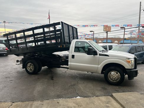 Used 2015 Ford F350 XL image 5