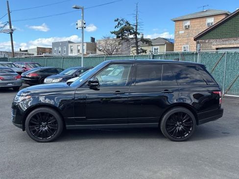 Used 2020 Land Rover Range Rover HSE image 3