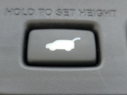 Certified 2025 Honda Pilot Elite image 14