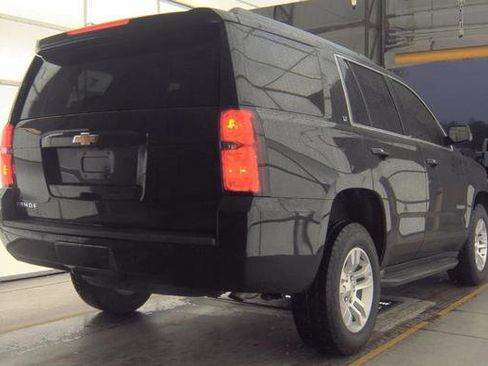 Used 2016 Chevrolet Tahoe LT image 2