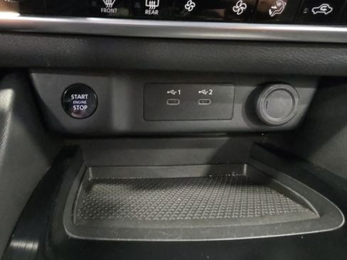 Used 2024 Nissan Rogue SV AWD/4WD image 27