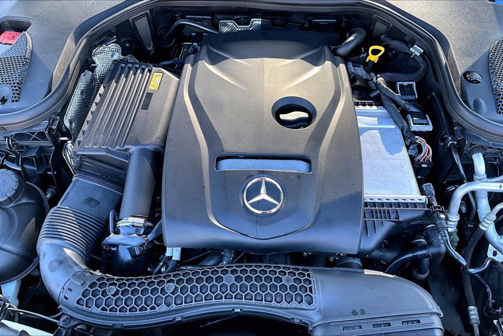 Used 2017 Mercedes-Benz E 300 4MATIC image 31