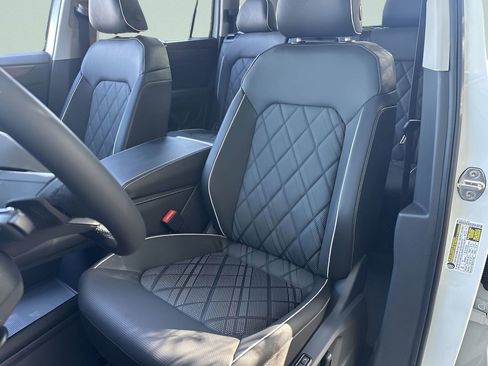 New 2026 Volkswagen Atlas SEL Premium R-Line AWD/4WD image 11