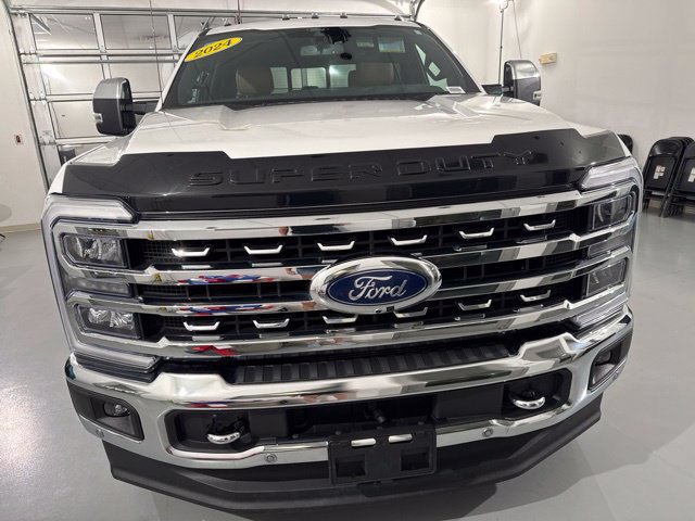 Used 2024 Ford F250 Lariat w/ Lariat Ultimate Package AWD/4WD image 2