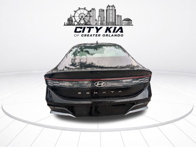 Used 2025 Hyundai Sonata SEL FWD image 5