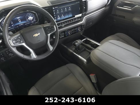 Used 2023 Chevrolet Silverado 1500 LTZ w/ LTZ Premium Package AWD/4WD image 14