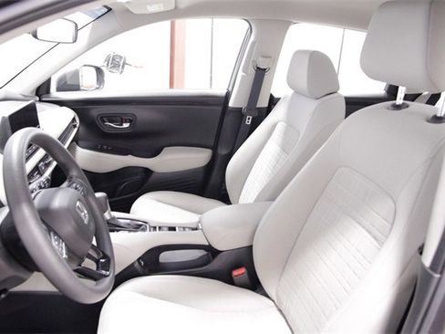 Certified 2023 Honda HR-V LX image 14