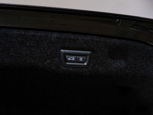 Used 2024 BMW 530i xDrive image 58