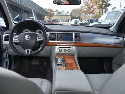 Used 2009 Jaguar XF Luxury image 29