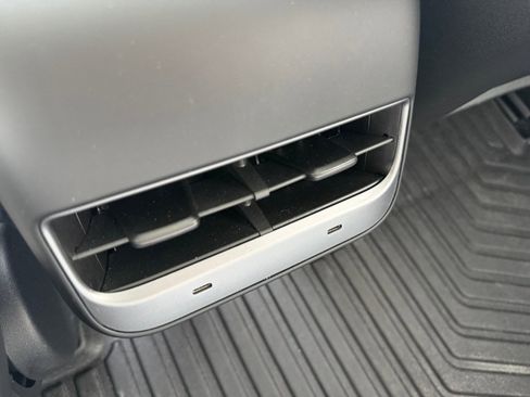 Used 2022 Tesla Model 3 Long Range image 23