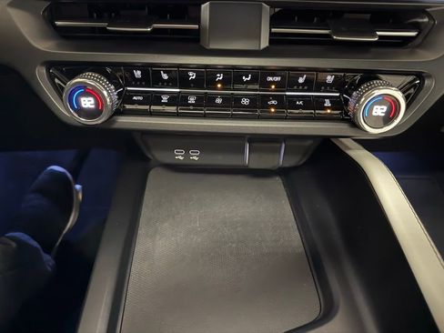 Used 2024 Acura ZDX A-Spec image 14