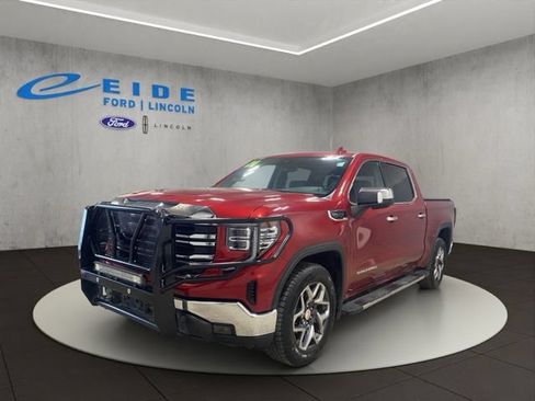 Used 2024 GMC Sierra 1500 SLT w/ SLT Premium Plus Package AWD/4WD image 5