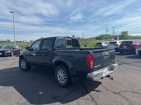 Used 2021 Nissan Frontier SV AWD/4WD image 5