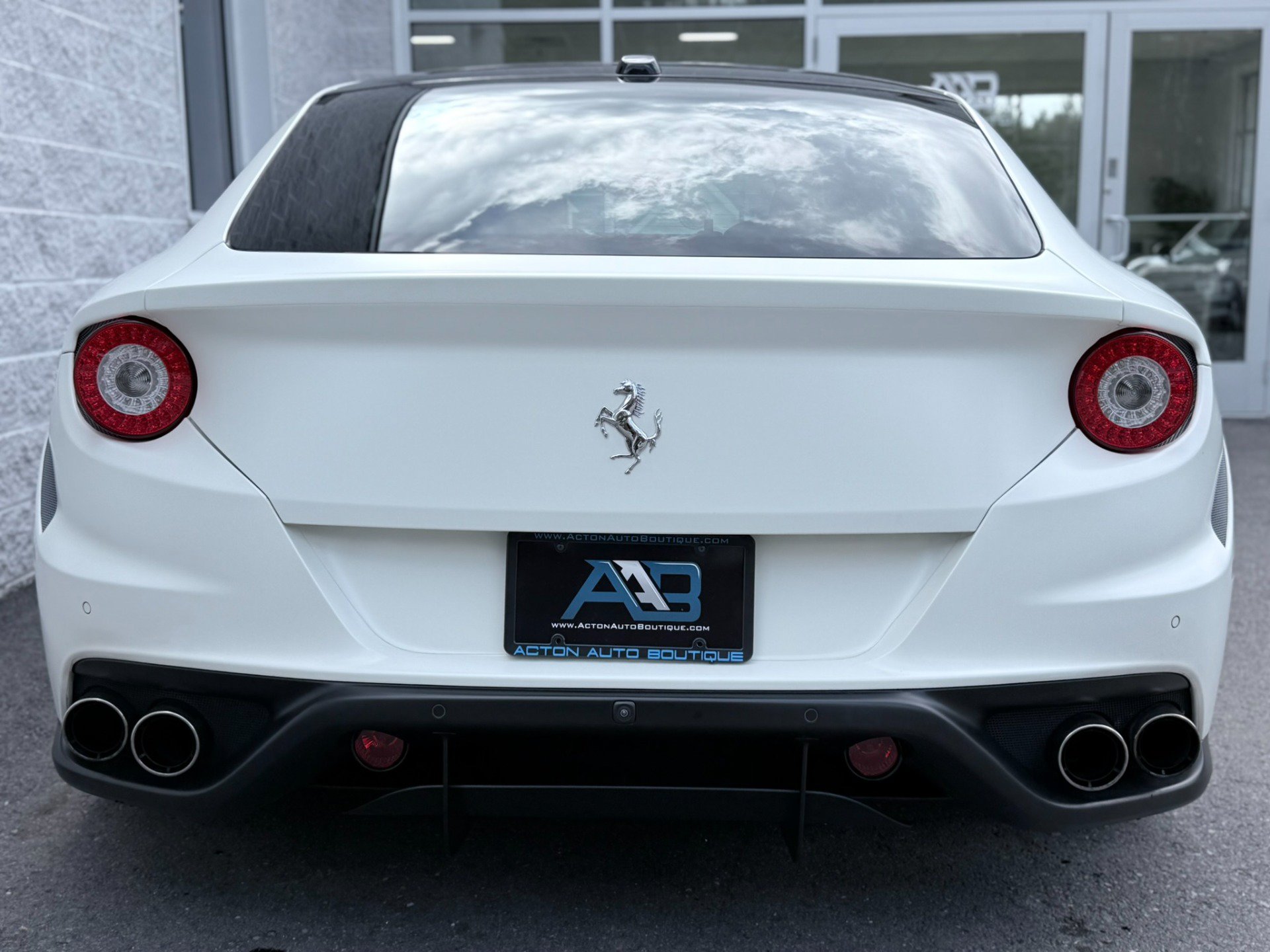 Used 2012 Ferrari FF AWD/4WD image 26