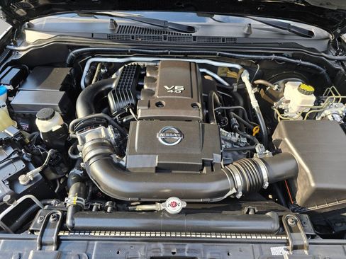 Used 2019 Nissan Frontier SV AWD/4WD image 19