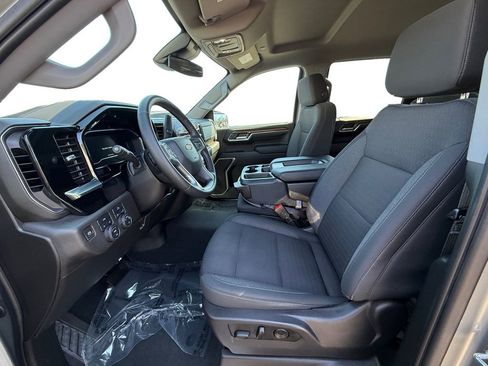 Used 2023 Chevrolet Silverado 1500 LT image 9