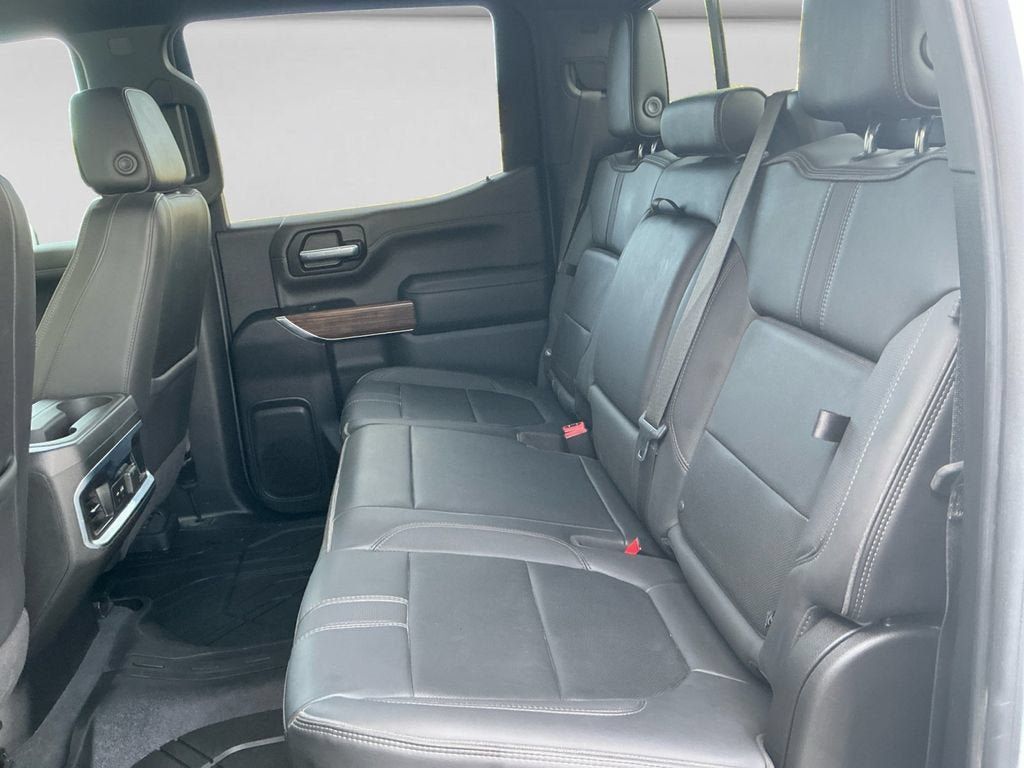 Used 2022 Chevrolet Silverado 1500 High Country w/ Technology Package AWD/4WD image 14