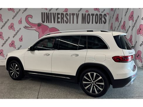Used 2022 Mercedes-Benz GLB 250 w/ Premium Package Lite image 13