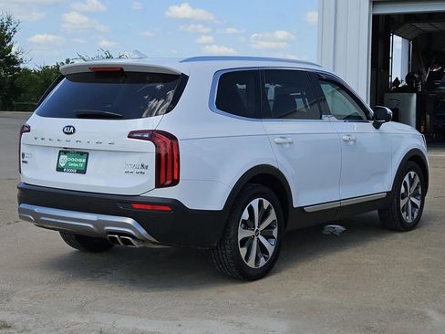 Used 2020 Kia Telluride EX w/ EX Premium Package image 4