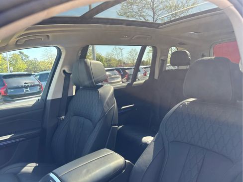 Used 2026 BMW X7 xDrive40i AWD/4WD image 25