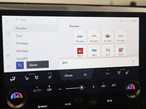 Used 2022 Lexus NX 350h AWD image 32