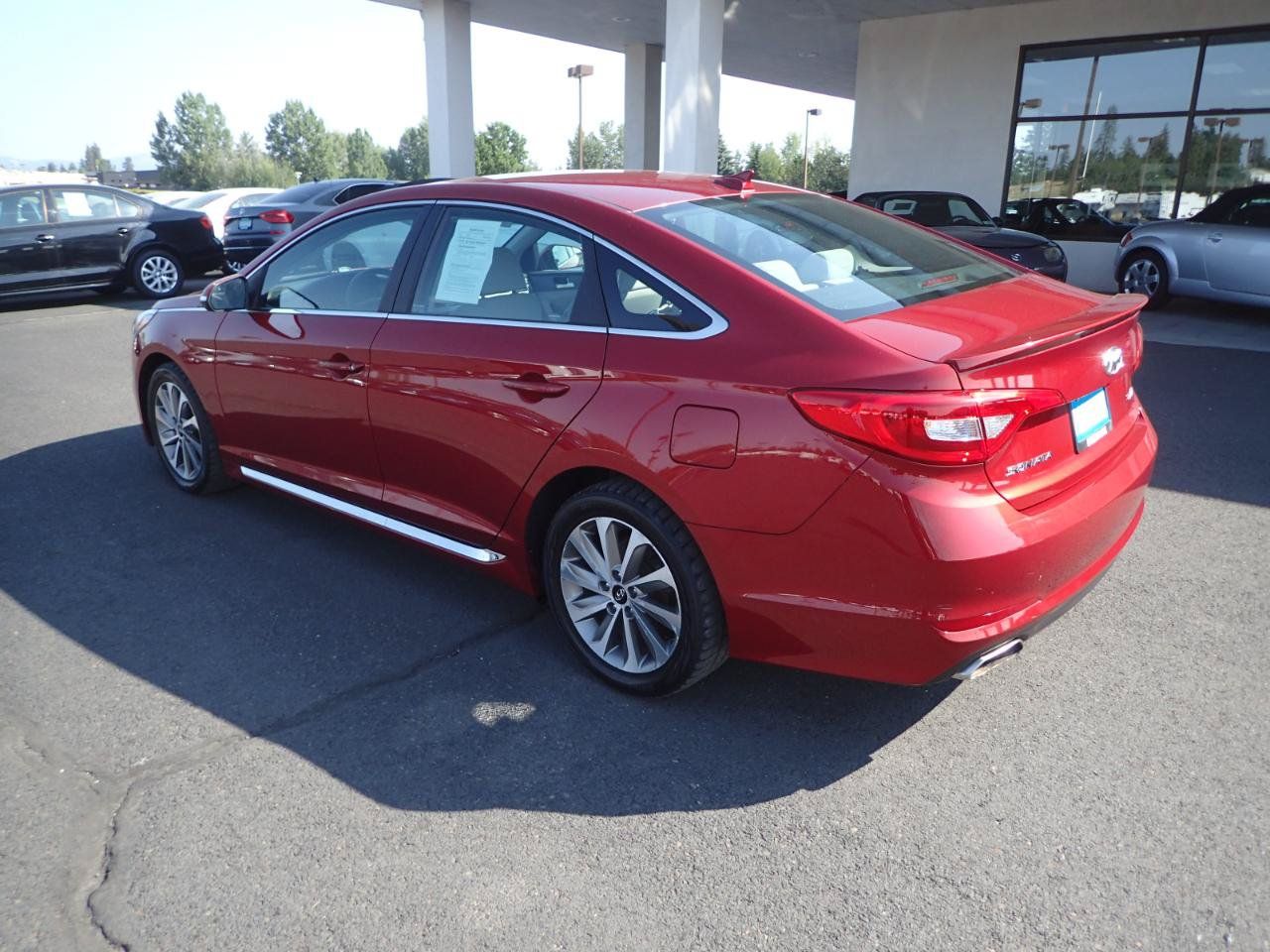 Used 2015 Hyundai Sonata Sport FWD image 3