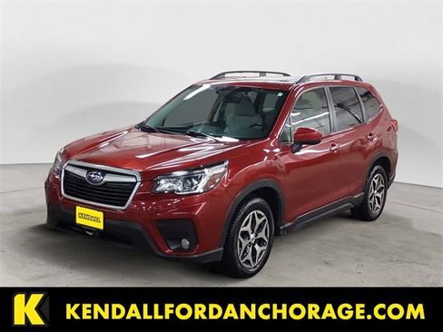 Used 2019 Subaru Forester Premium w/ All-Weather Package image 1