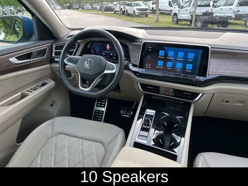 Certified 2025 Volkswagen Atlas SEL Premium R-Line image 9