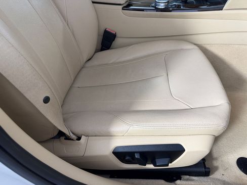 Used 2014 BMW 328i Sedan RWD image 32